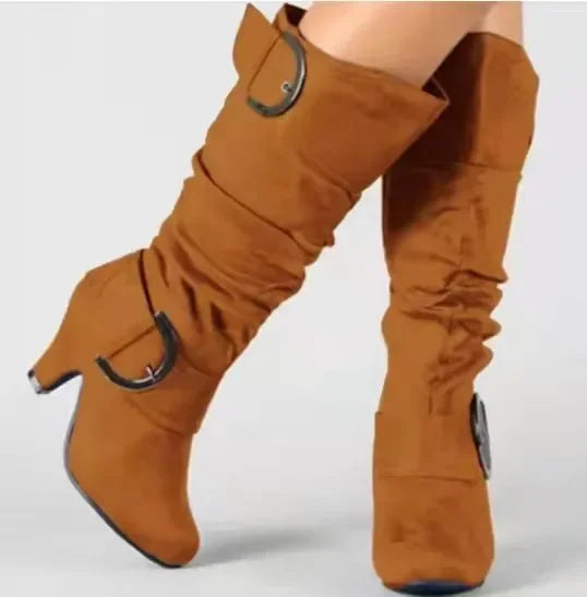 Botas elegantes para mujer con tacón – diseño moderno y sofisticado